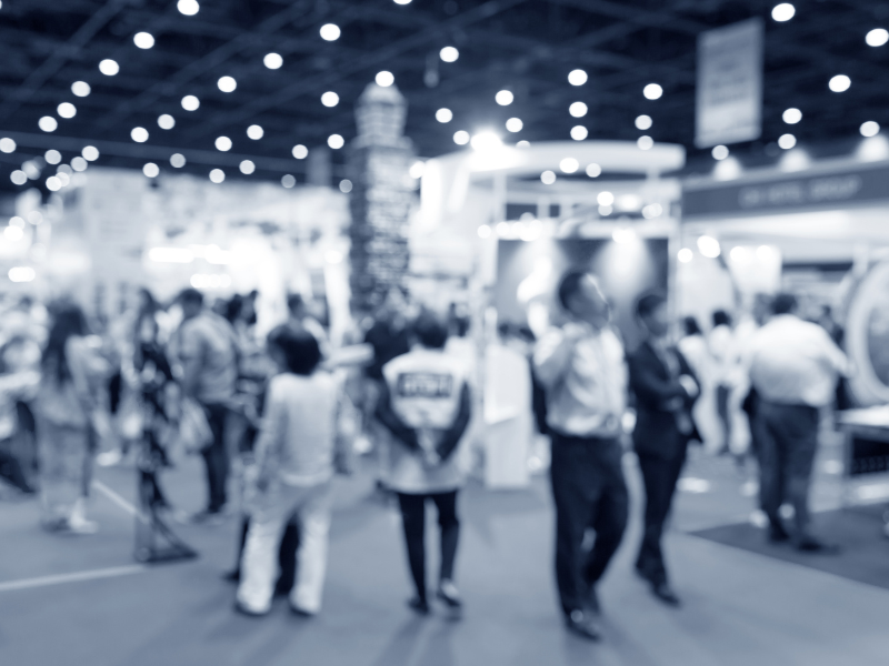 Rental.png Trade Show Display Rental Guide blog image showing tradeshow floor
