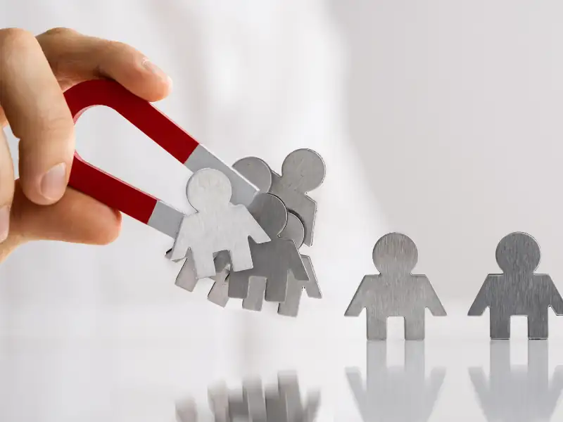 How to Attract Customers to Your Booth